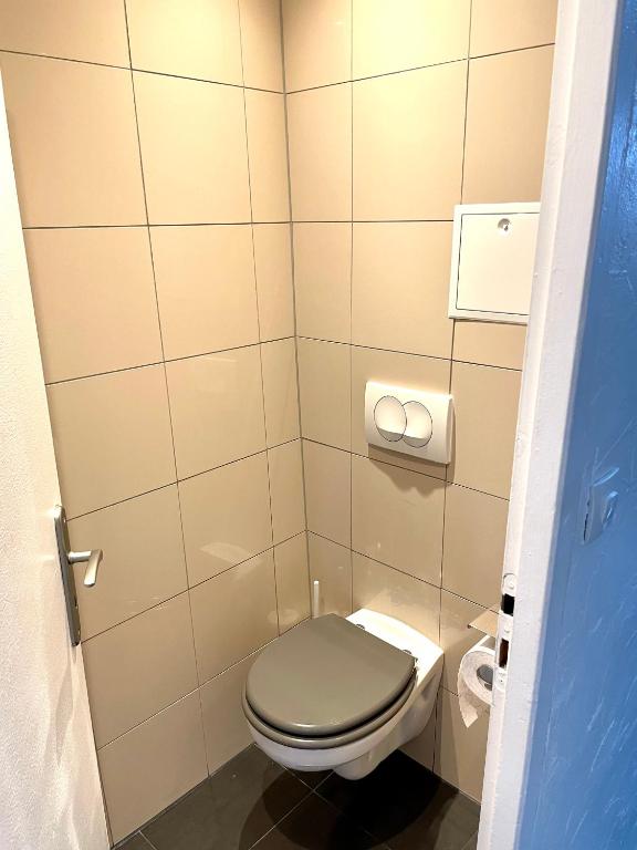 A bathroom at Appartement Duplex 90m2 - 3 chambres - Mulhouse