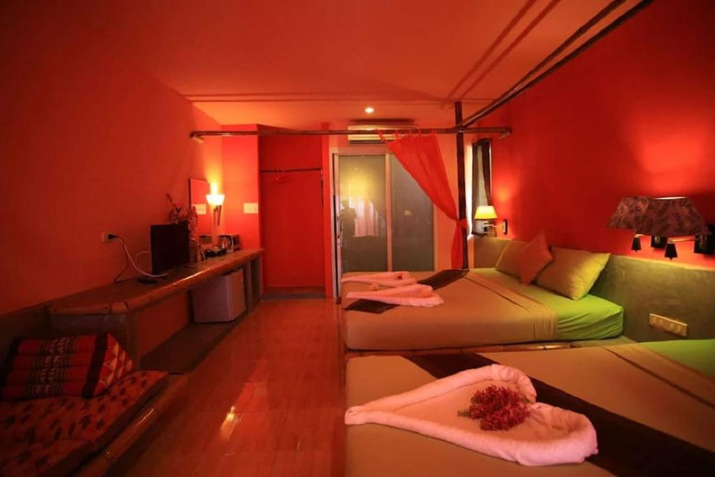 Chaba Bungalows - Executive Triple Room