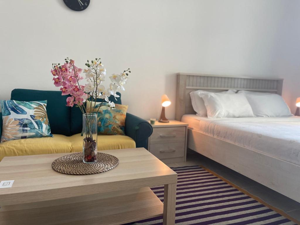 Studio in Silicon Oasis, Dubai (updated prices 2024)