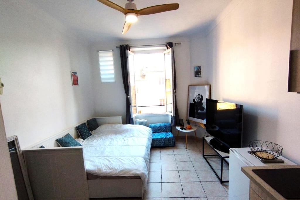Charming Studio ideal for Congresses and Holidays LIVE IN GAZAGNAIRE - Appartement