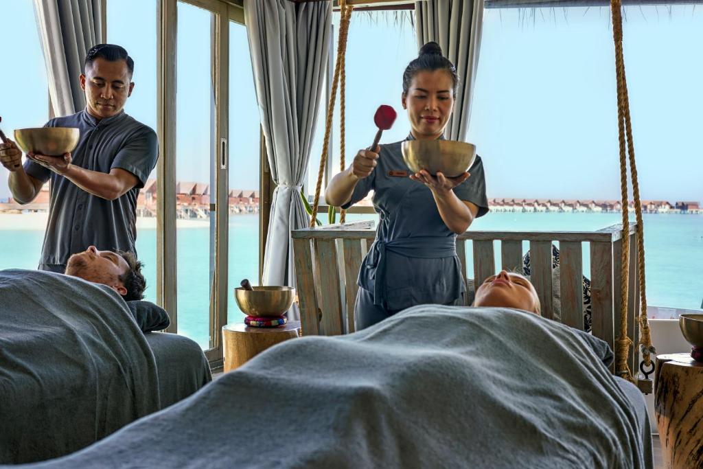 Hosté ubytování Grand Park Kodhipparu Maldives