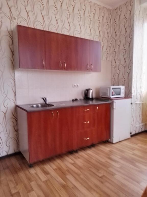 SunLake Hotel Osokorki - Superieure Viervoudige Kamer