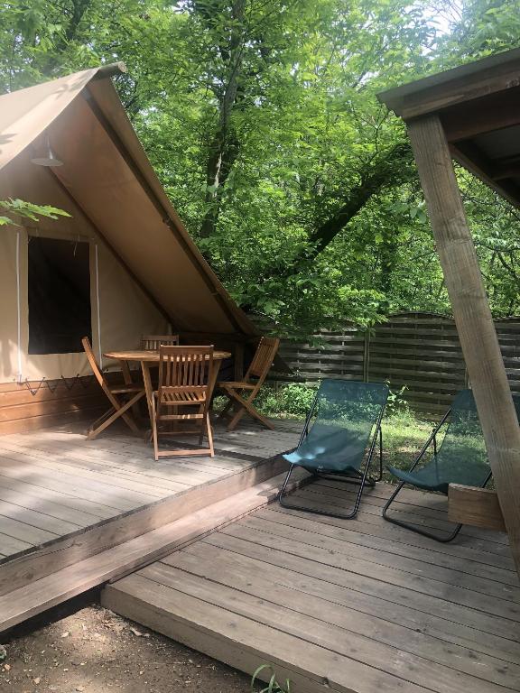 Cabane Camping La Châtaigneraie