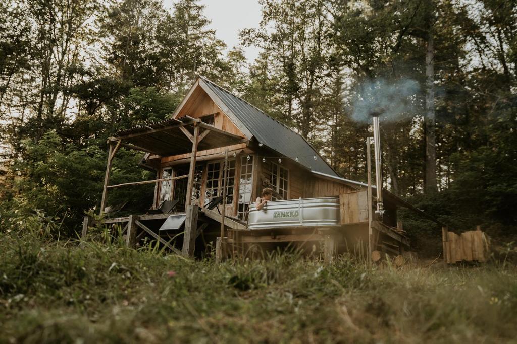 Příroda nedaleko luxury tent