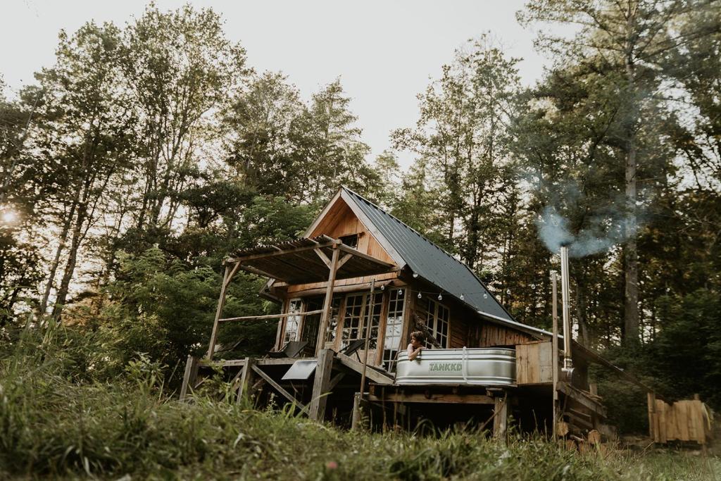 Příroda nedaleko luxury tent