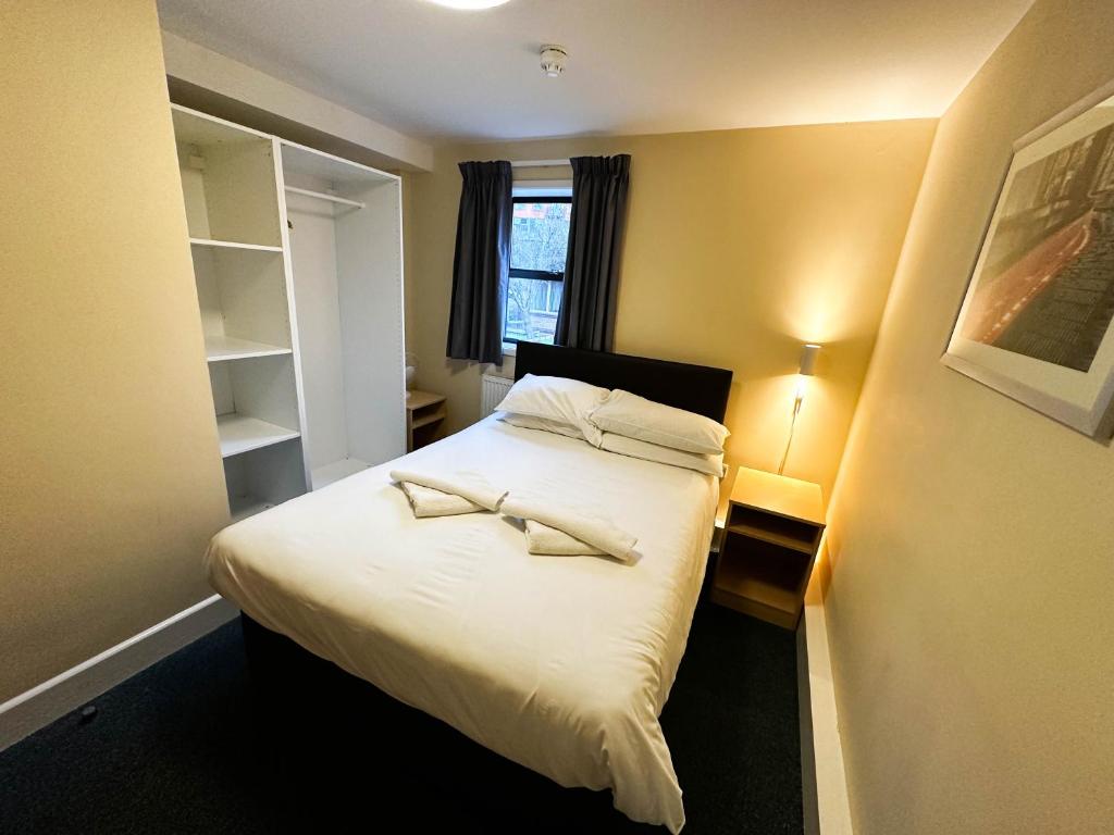 Wilson Carlile Centre - Apartamento De Tres Habitaciones