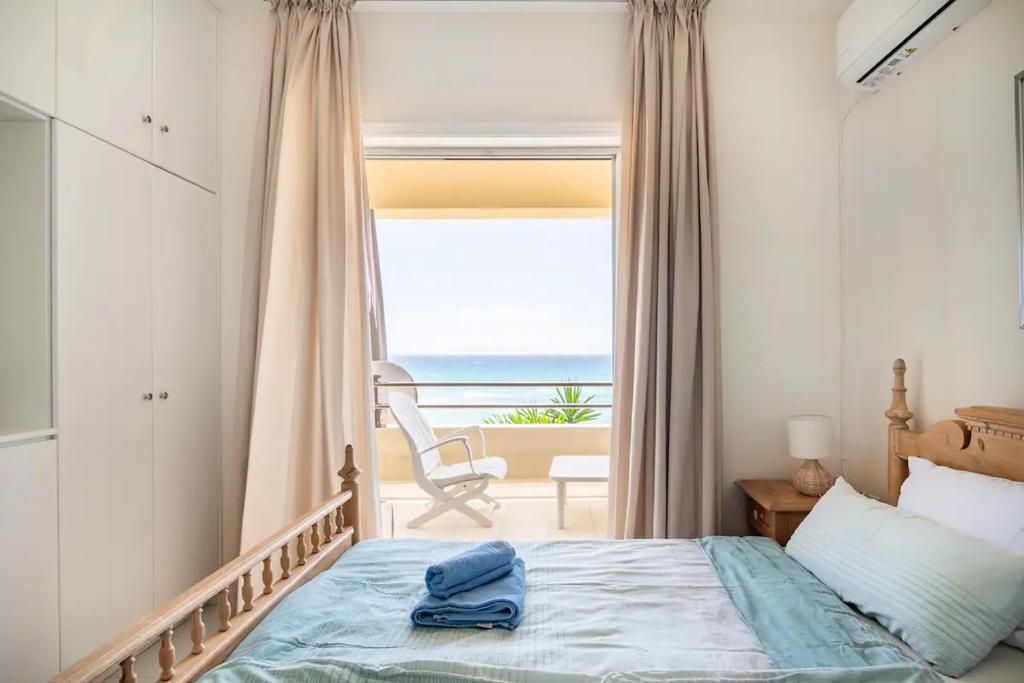 A bed or beds in a room at Agapi mou