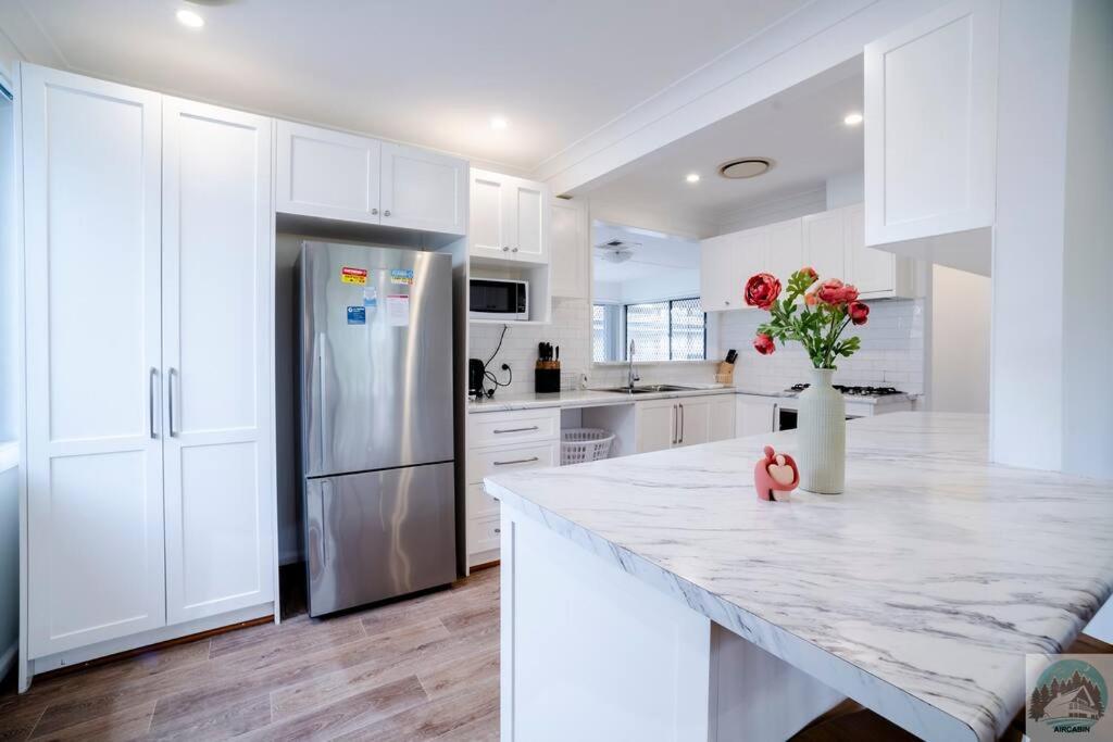 Aircabin Marayong Sydney 4 Beds House, Blacktown (updated prices