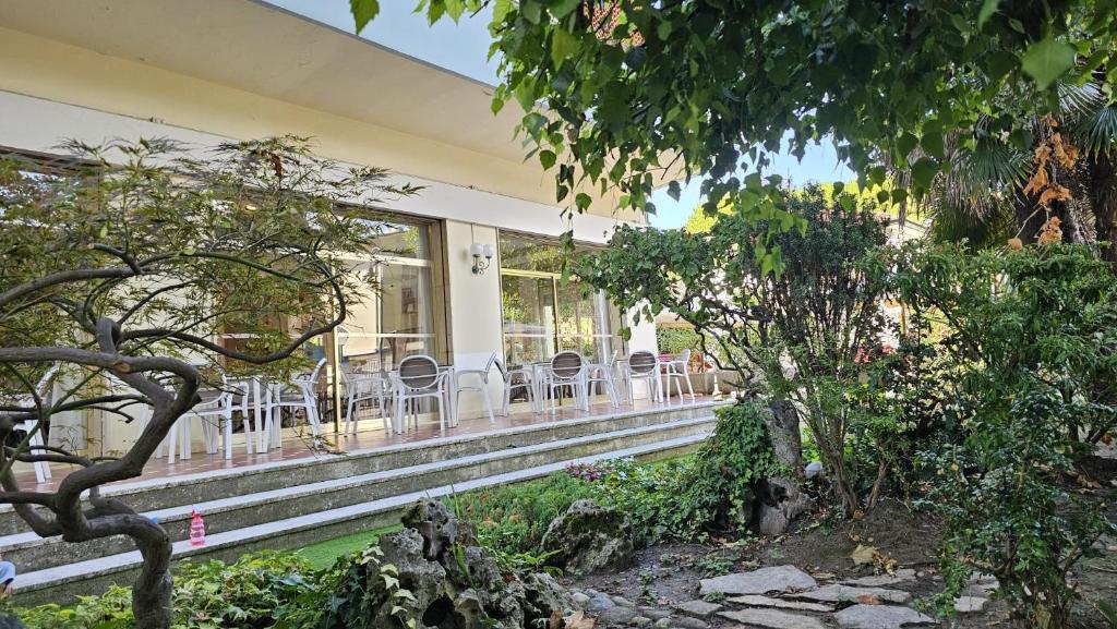 Zahrada ubytování Hotel Rosa