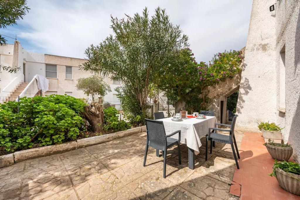 Ca' della Seta a Calasetta - Lussuosa villa sul mare