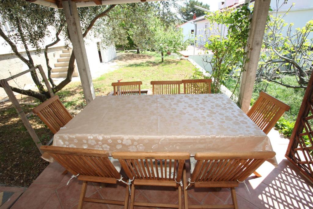 Fotografia z galérie ubytovania Apartments with Terrace v destinácii Baška
