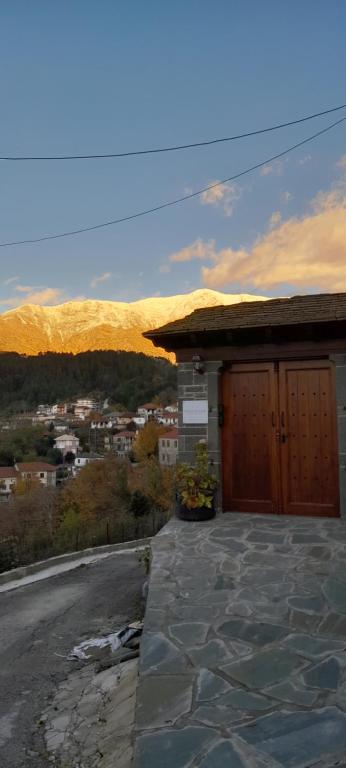 Nespecifikovaný výhled na hory nebo výhled na hory při pohledu z apartmánu