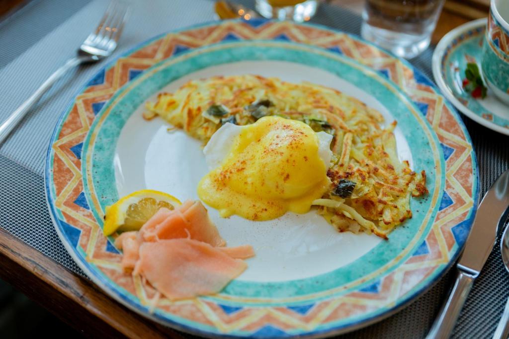 Makanan di atau di tempat lain dekat bed & breakfast