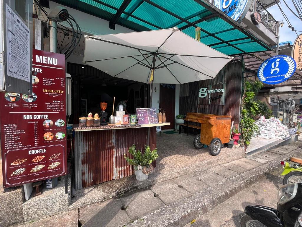 Grandmom Place - Resim 22