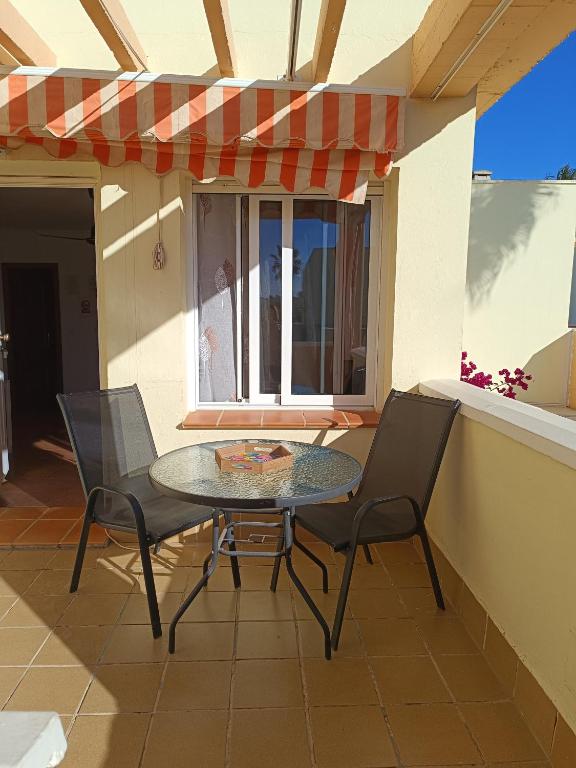Posezení v ubytování Bahía de Vera Apartamento Luisa