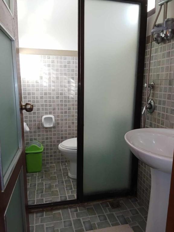 Koupelna v ubytování Vali-Joe Travel Lodge