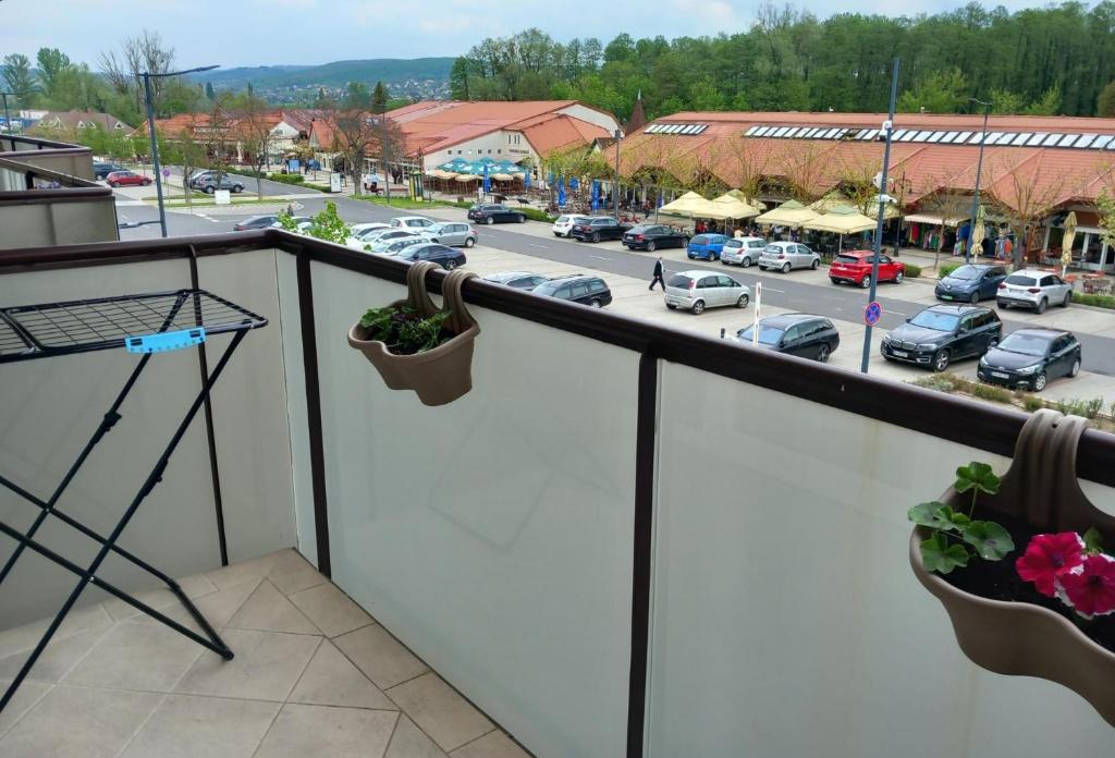 A balcony or terrace at Prime Apartment Heviz