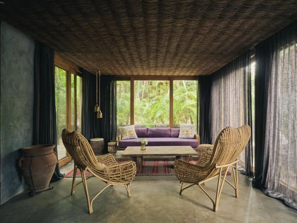 Premier Palm Suite