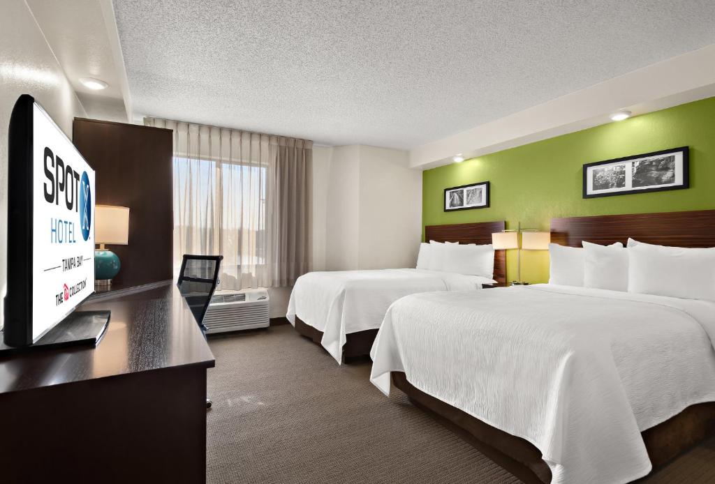 SPOT X Hotel Tampa - Wesley Chapel by The Red Collection - Sala De Negocios Con Dos Camas Queen No Fumadores
