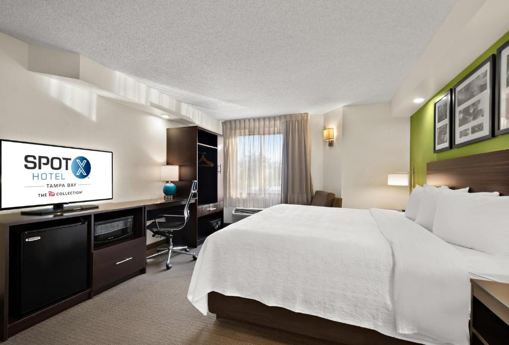 SPOT X Hotel Tampa - Wesley Chapel by The Red Collection - Business King Room Não Fumante