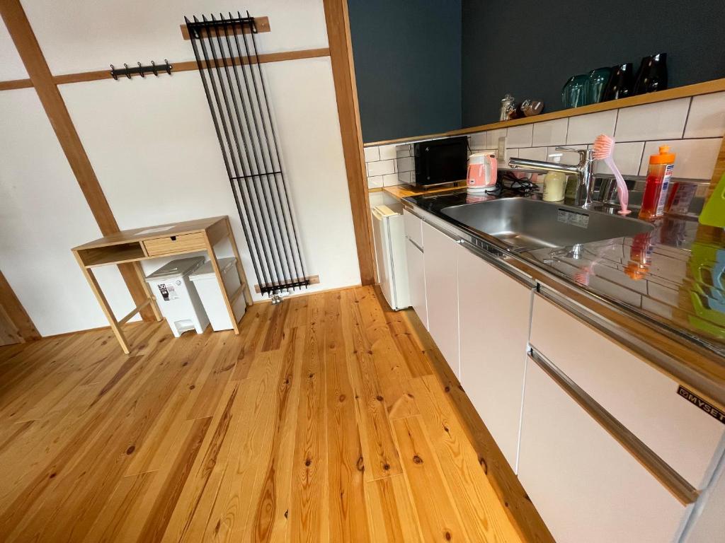 Yubaba House Downtown Apartments - Estudio Con Mountain View