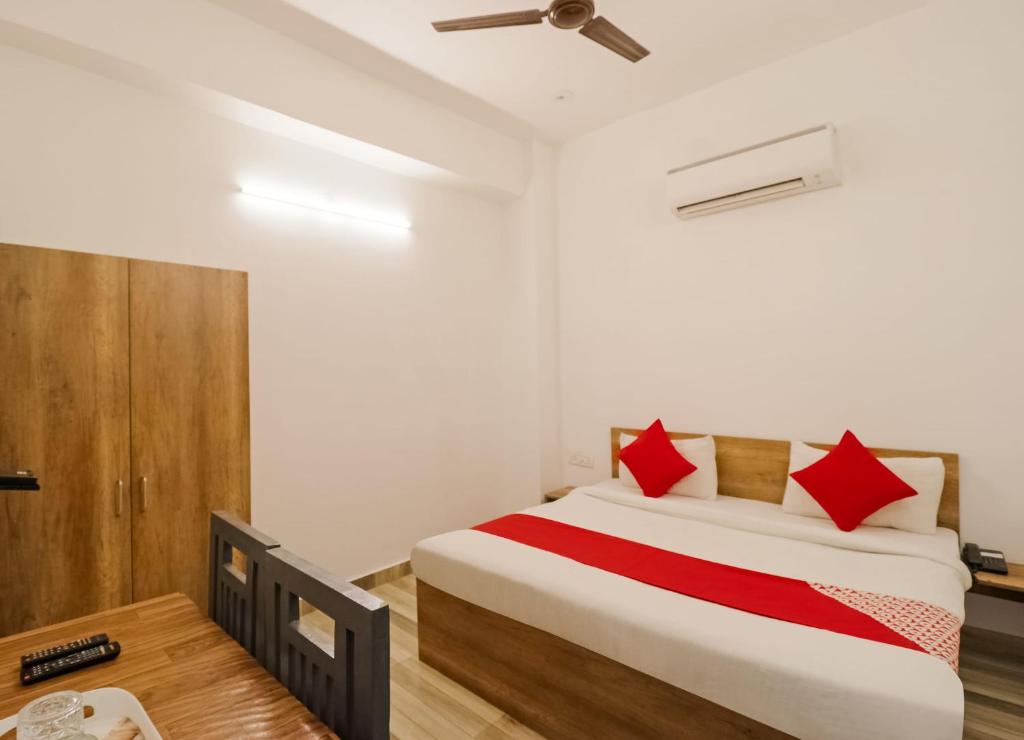 Postel nebo postele na pokoji v ubytování Super Hotel O Perky Stay