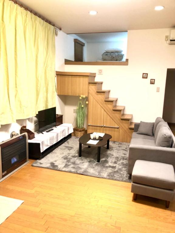 Posezení v ubytování Aioi Lodge