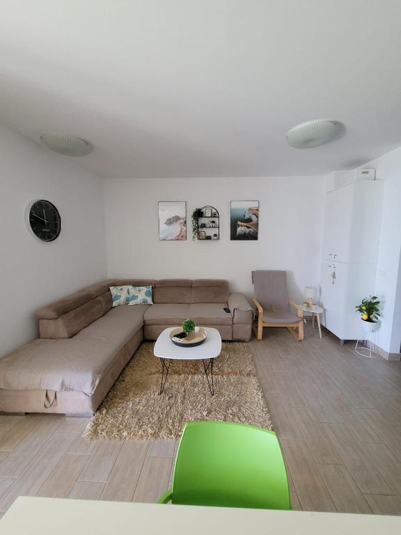 Posezení v ubytování Apartment Toth - Rtina Benići