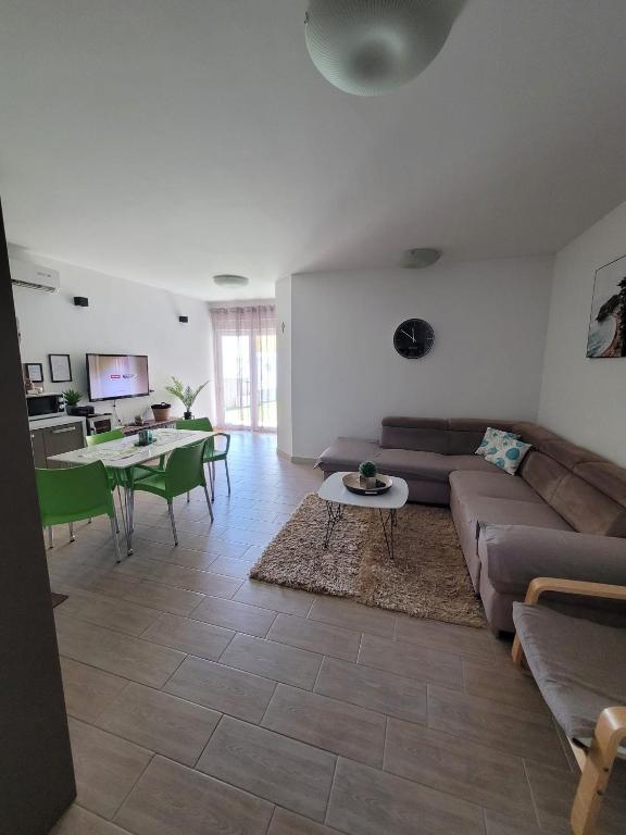 Posezení v ubytování Apartment Toth - Rtina Benići