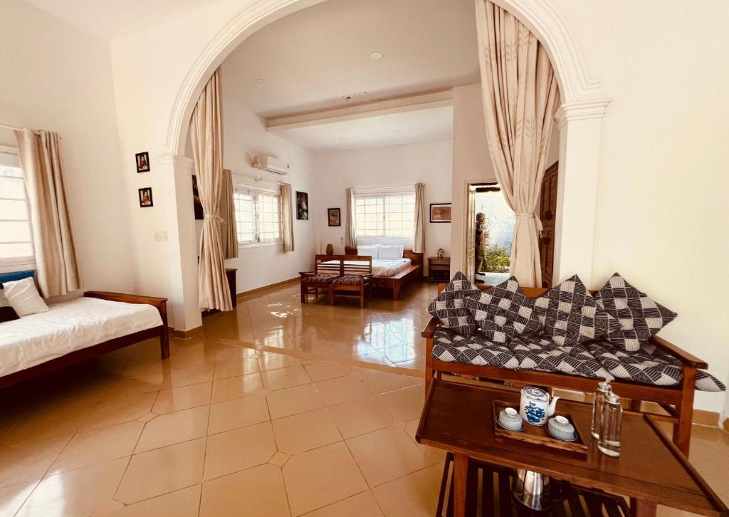 Bamboo Cottages - Deluxe Queen Suite