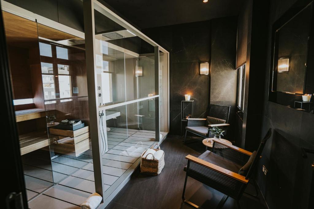 Grand Hotel Central, Small Luxury Hotels - Resim 13