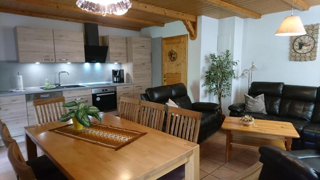 Kuchyň nebo kuchyňský kout v ubytování Ferienhaus Bauer