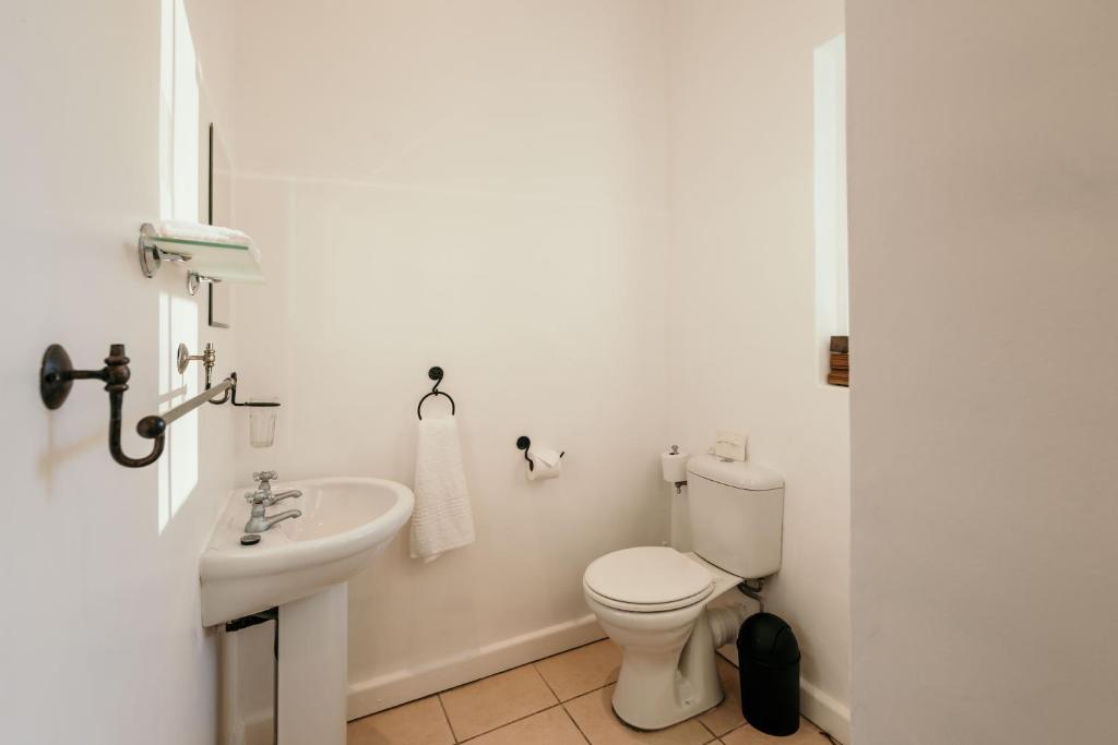 SchoemansRus - Double Room With Private Bathroom