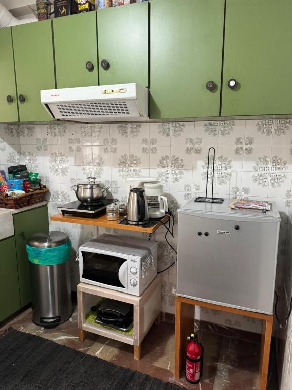 Apollo Apartment Athens/Airport - 13