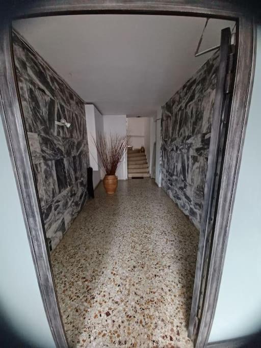 Apollo Apartment Athens/Airport - 14