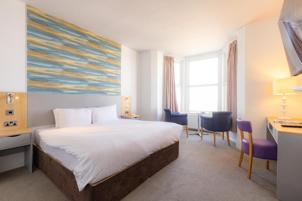 The Seafront Hotel by Compass Hospitality - Resim 25