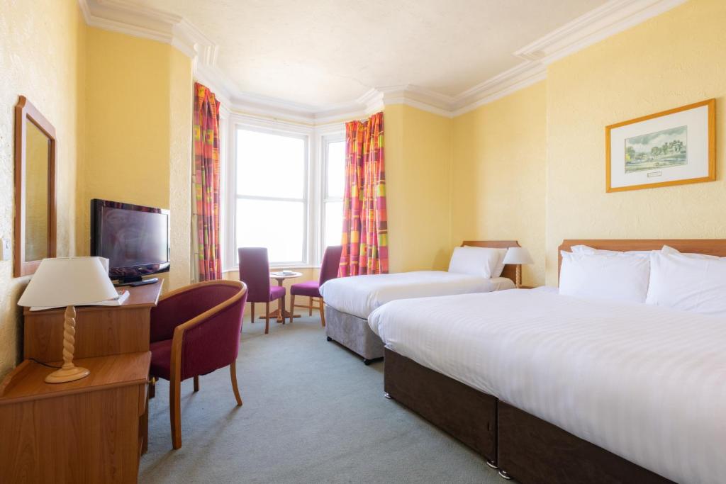 The Seafront Hotel by Compass Hospitality - Resim 29