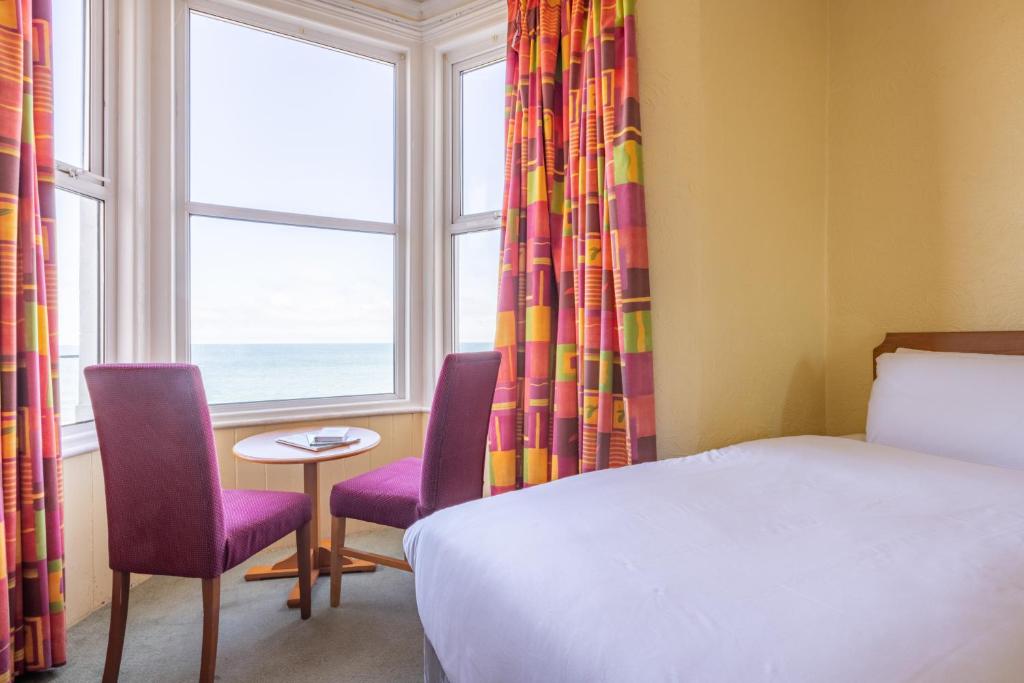 The Seafront Hotel by Compass Hospitality - Resim 33