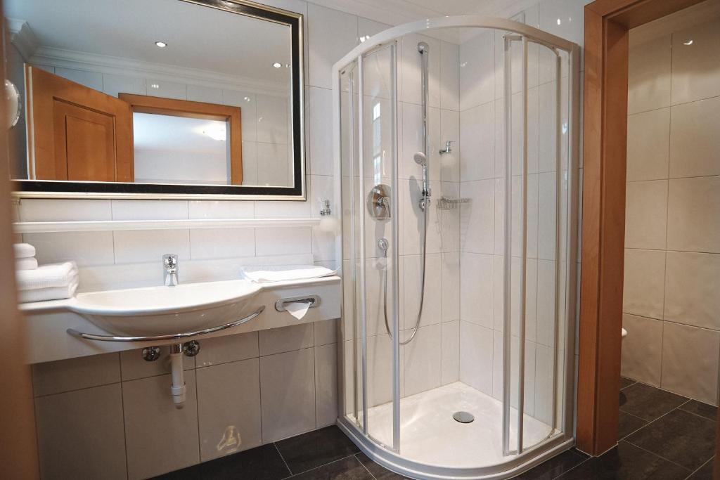 Koupelna v ubytování Hotel Acerina Superior