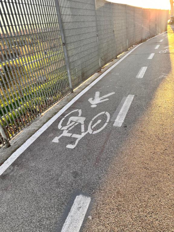 Jazda na bicykli v okolí ubytovania Alpharomaholidays