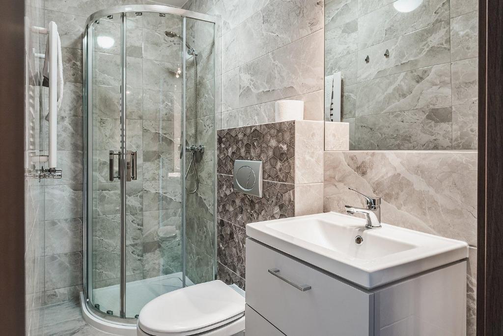 WillaByTheRiver JACUZZI & SAUNA - 6