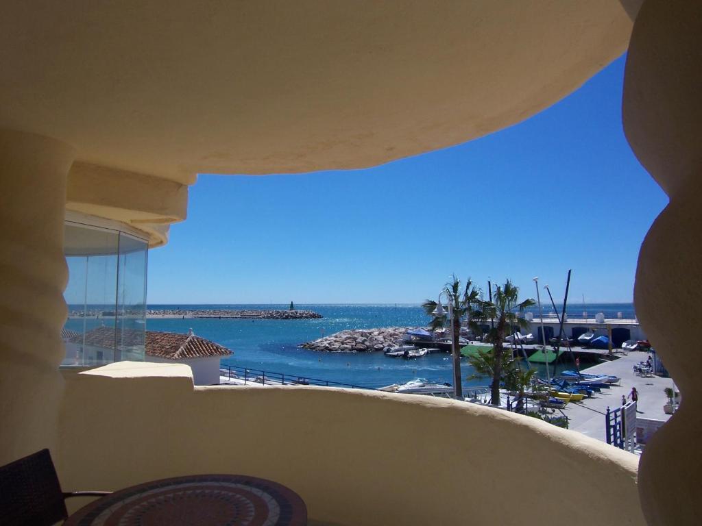 Frontline Benalmadena Marina Apartment, Benalmádena (updated prices 2024)