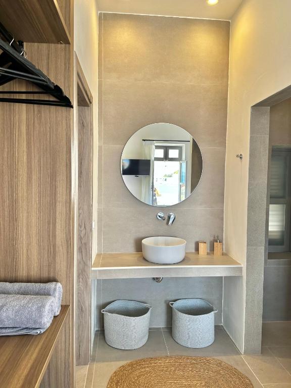 Koupelna v ubytování Serenity Suites