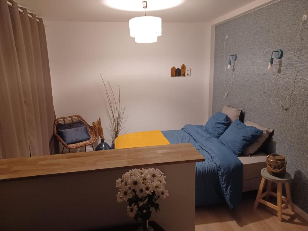 L'hôthentique proche Arras - Double Room With Balcony