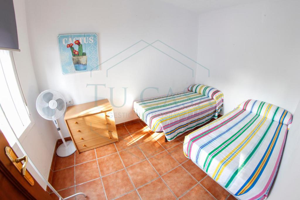 Fotografie z fotogalerie ubytování La Rana, apartamentos en urbanización con piscina comunitaria v destinaci Chiclana de la Frontera