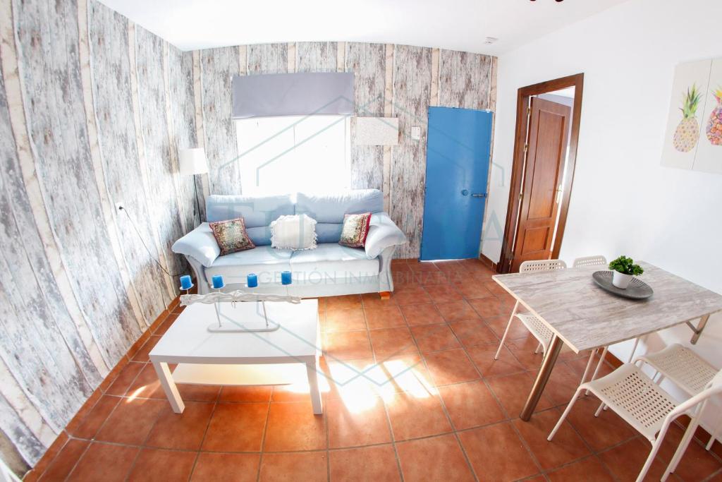 Fotografie z fotogalerie ubytování La Rana, apartamentos en urbanización con piscina comunitaria v destinaci Chiclana de la Frontera