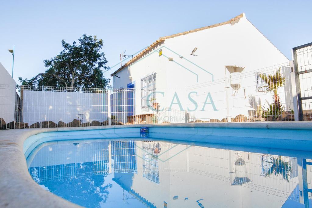 Fotografie z fotogalerie ubytování La Rana, apartamentos en urbanización con piscina comunitaria v destinaci Chiclana de la Frontera