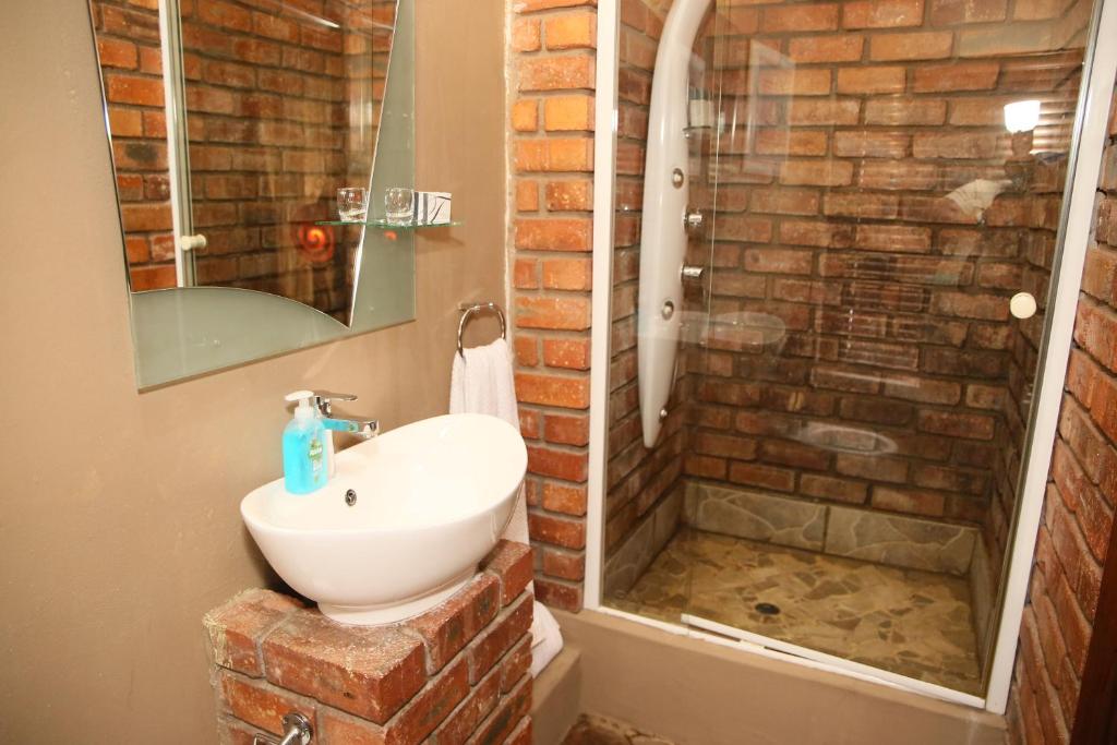 Koupelna v ubytování Moonriver Guesthouse