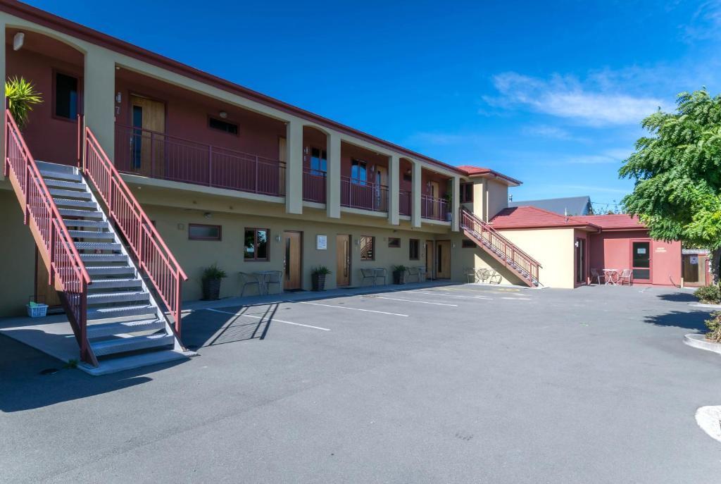 Blenheim Spa Motor Lodge - Resim 5