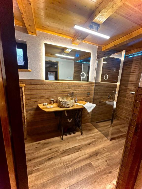 Fotografie z fotogalerie ubytování Casa de Lemn Arpasu de jos v destinaci Arpaşu de Jos